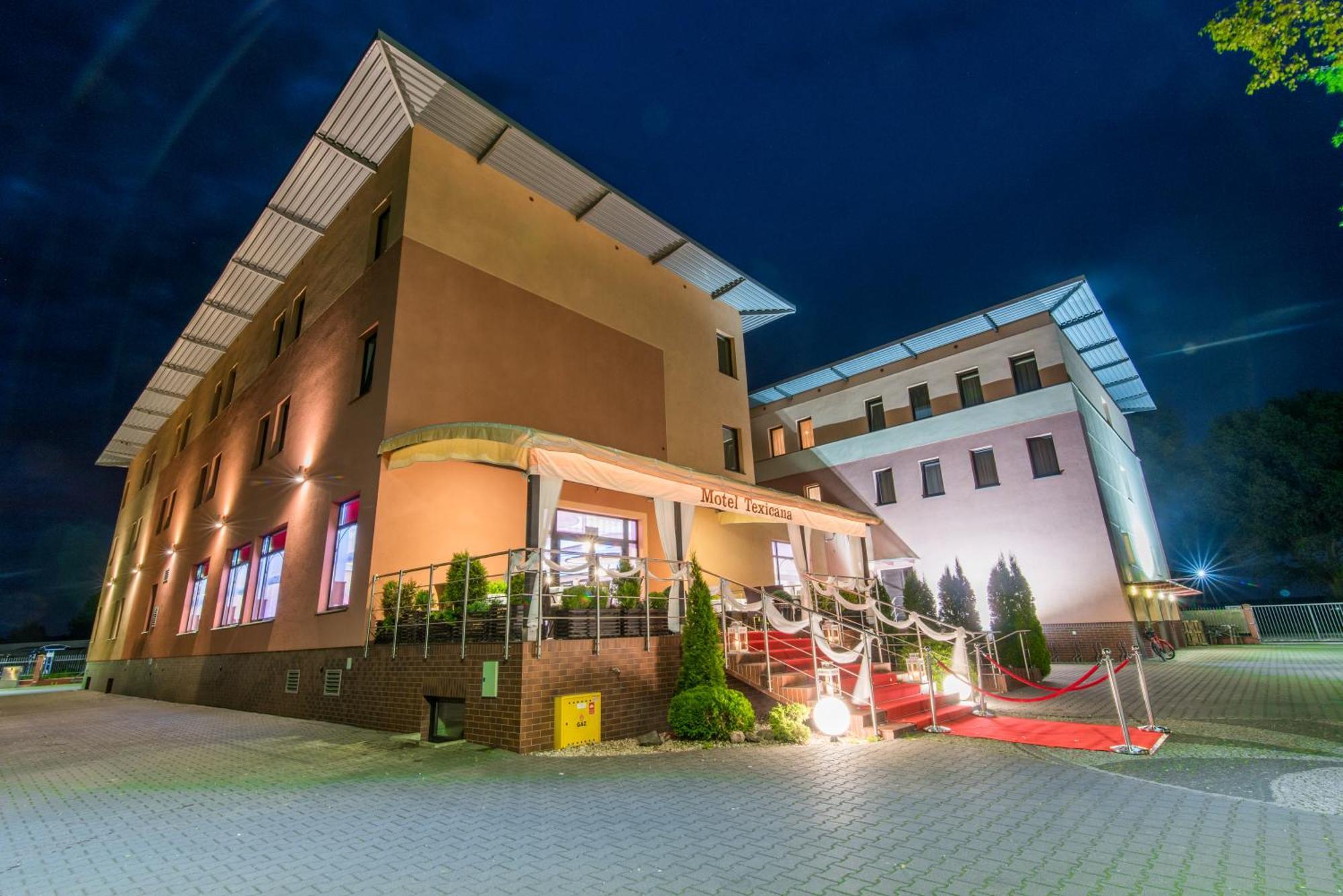 Hotel Texicana Sulechów Exterior foto